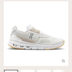 On cloudrift sneaker